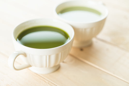 Matcha vs. Grüner Tee – Warum Matcha die bessere Wahl ist